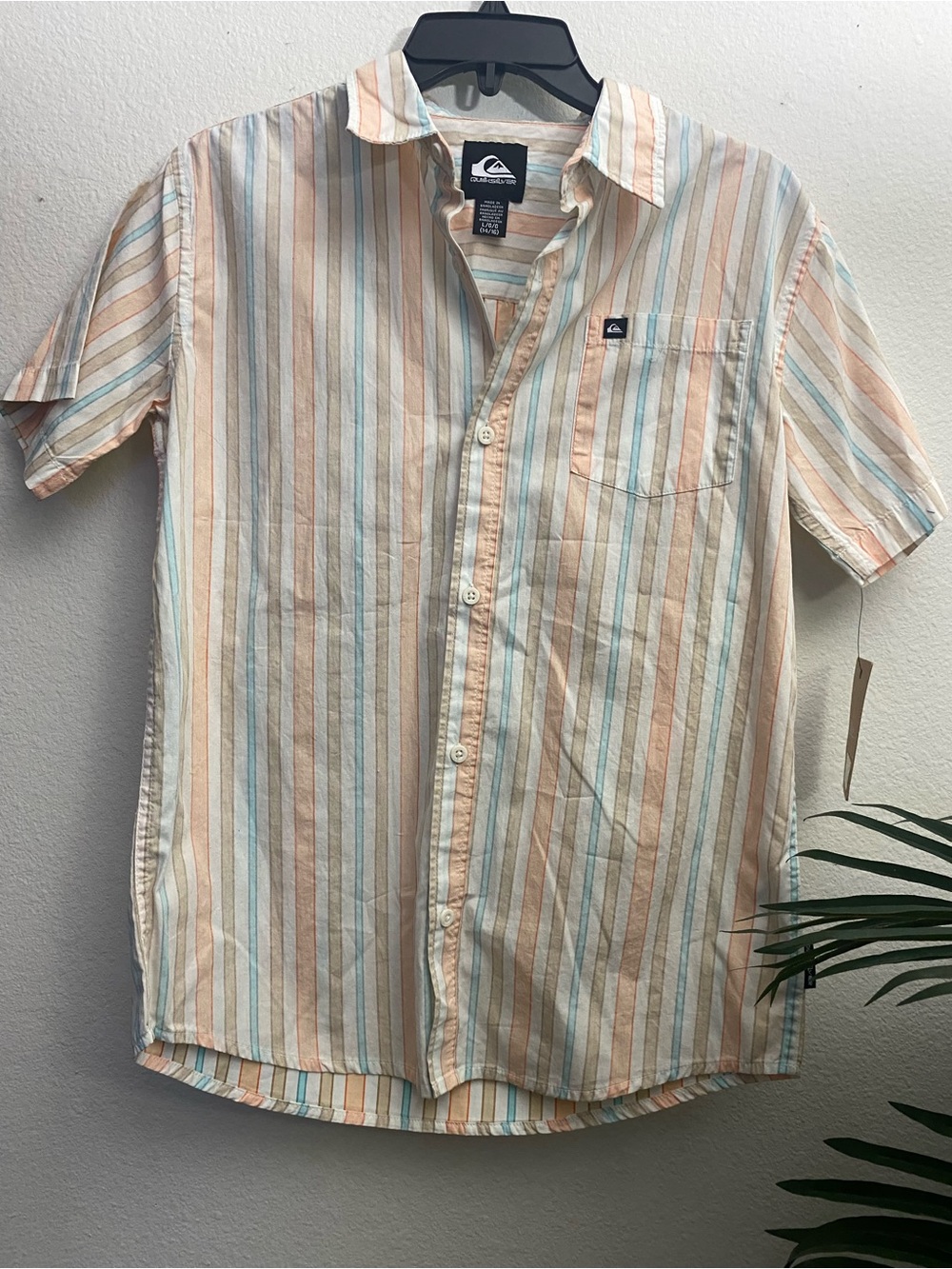 Quicksilver Boys Short Sleeve Button Up Shirt in Cream, Tan & Blue Stripes